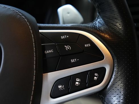 Used 2021 Jeep Grand Cherokee Trackhawk image 42