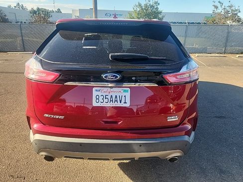 Used 2019 Ford Edge SEL w/ Equipment Group 201A FWD image 12