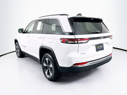 Used 2022 Jeep Grand Cherokee Limited 4xe w/ Luxury Tech Group II image 5