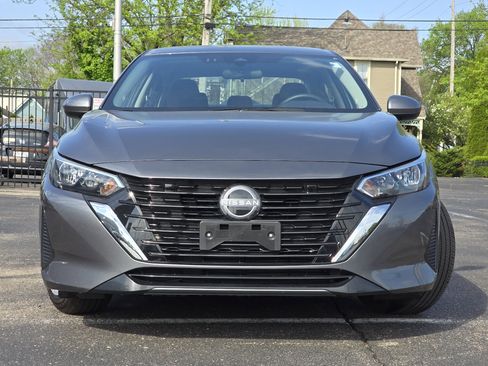 Used 2025 Nissan Sentra S FWD image 14