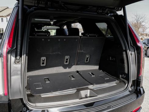 Used 2021 Cadillac Escalade Sport Platinum image 47