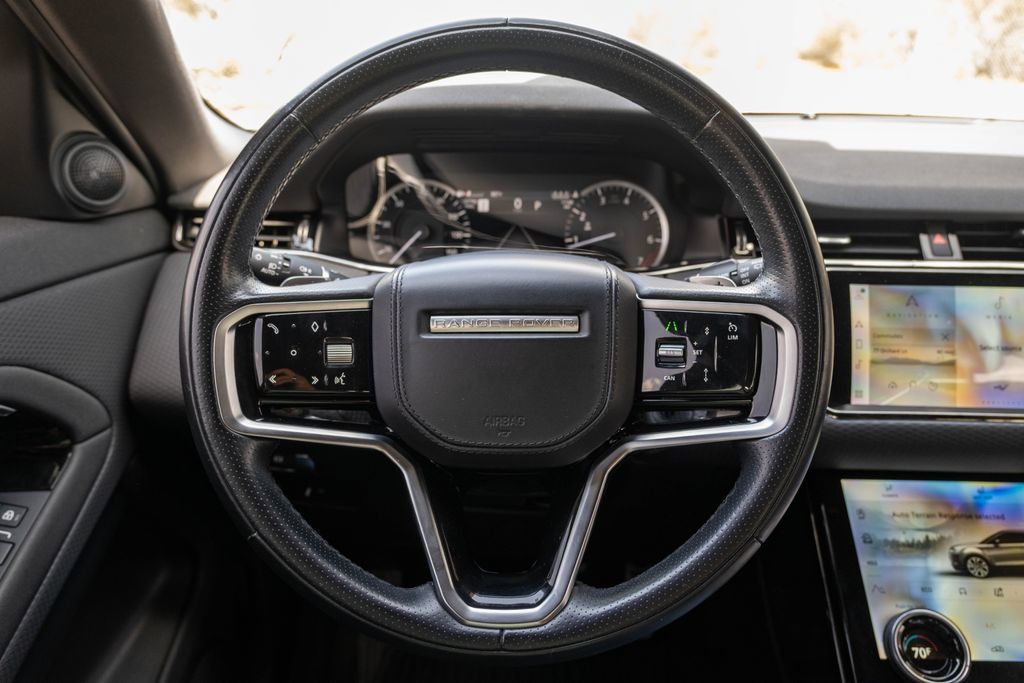 Used 2023 Land Rover Range Rover Evoque R-Dynamic S AWD/4WD image 22