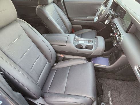 New 2026 Hyundai Palisade Calligraphy AWD/4WD image 11