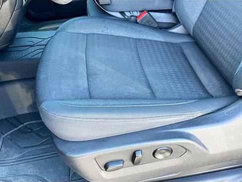 Used 2024 Chevrolet Silverado 1500 Custom image 18