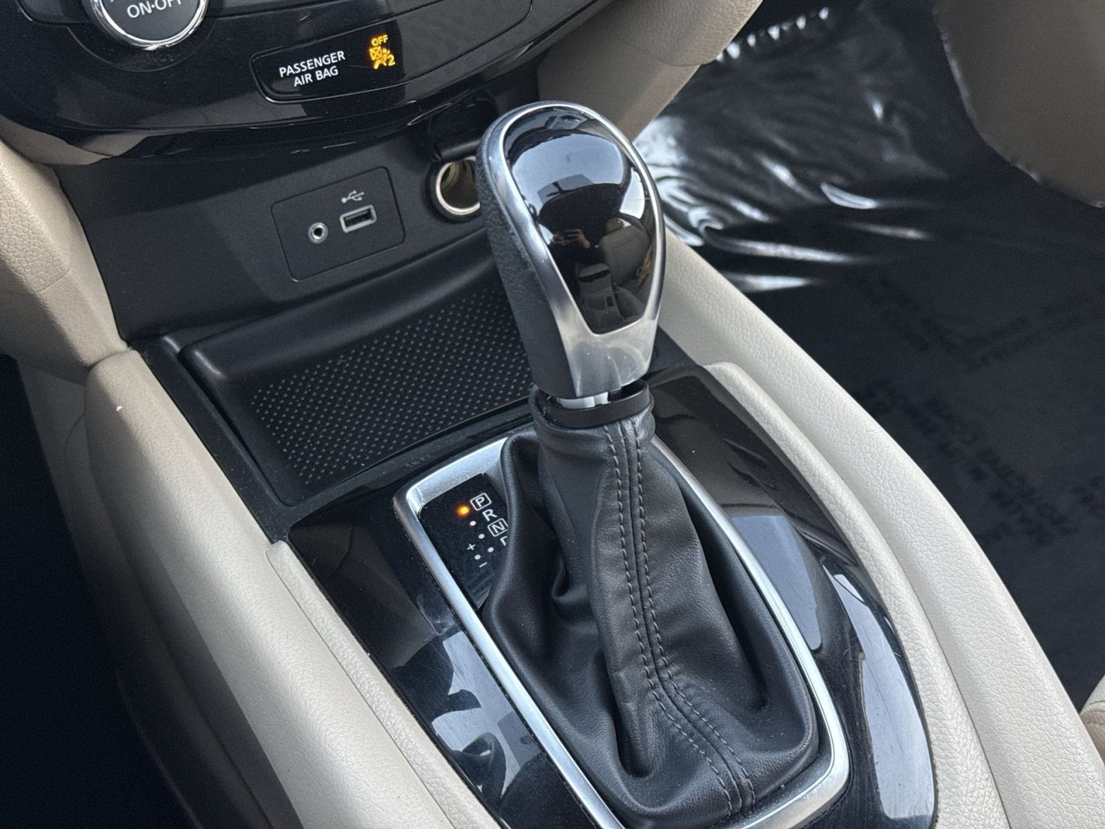 Used 2018 Nissan Rogue SV AWD/4WD image 23