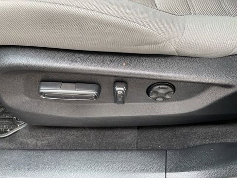 Certified 2021 Honda CR-V EX image 13