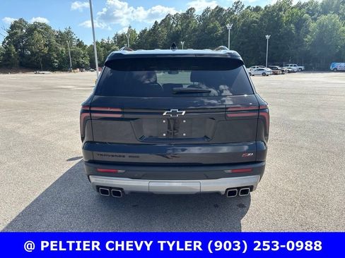 Used 2024 Chevrolet Traverse Z71 AWD/4WD image 6