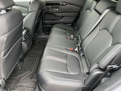 New 2025 Honda Pilot TrailSport image 11