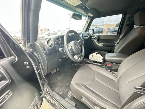 Used 2016 Jeep Wrangler Unlimited Sport w/ Quick Order Package 24S AWD/4WD image 10