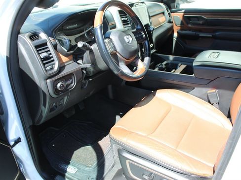 Used 2022 RAM 1500 Limited AWD/4WD image 6