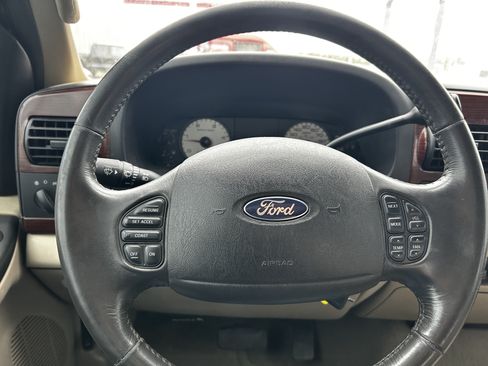Used 2006 Ford F350 Lariat AWD/4WD image 17