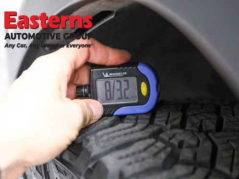 Used 2019 Volkswagen Atlas SE w/ Towing Package image 27