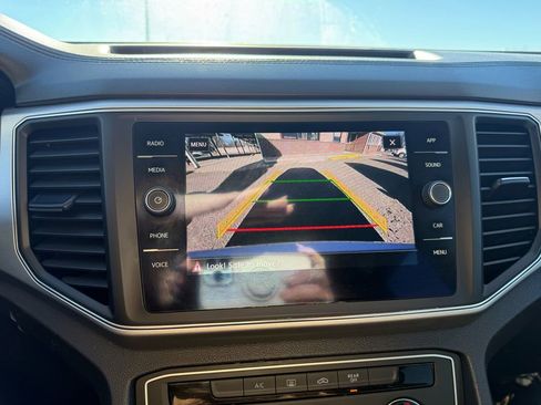 Used 2018 Volkswagen Atlas Launch Edition image 22