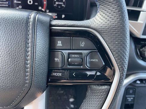 Used 2025 Toyota Tundra Platinum image 35