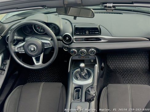 Used 2017 FIAT 124 Spider Classica RWD image 13
