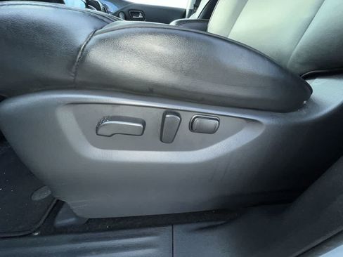 Used 2021 Nissan Armada SV AWD/4WD image 12