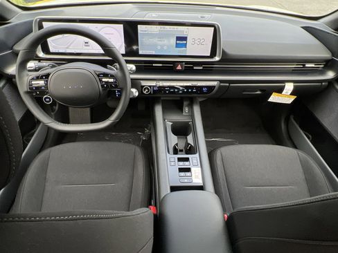 New 2025 Hyundai Ioniq 6 SE image 22