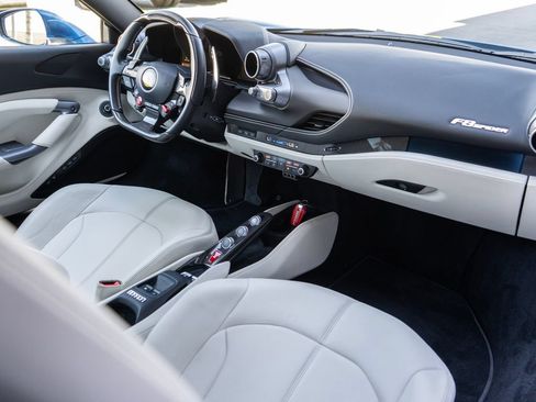 Used 2023 Ferrari F8 Tributo RWD image 11