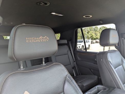 Used 2021 Chevrolet Tahoe High Country AWD/4WD image 19