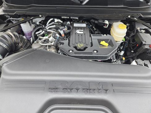 New 2026 RAM 3500 Tradesman AWD/4WD image 23