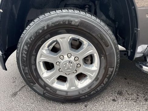 Used 2024 RAM 2500 Big Horn AWD/4WD image 9