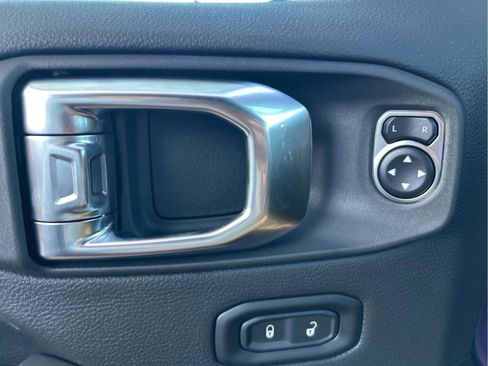 New 2026 Jeep Wrangler Unlimited Rubicon w/ Safety Group image 12