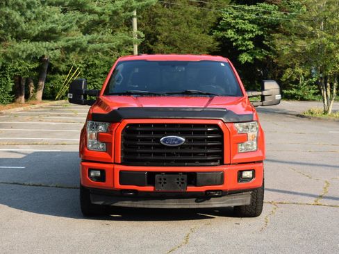 Used 2017 Ford F150 XLT w/ Equipment Group 302A Luxury AWD/4WD image 11