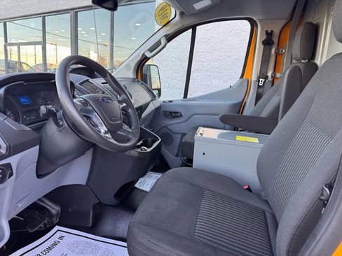Used 2019 Ford Transit 250 130 Low Roof image 9