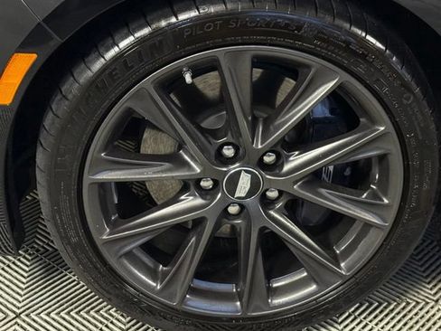 Used 2025 Cadillac CT5 V w/ Technology Package RWD image 15