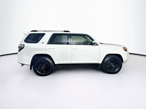 Used 2019 Toyota 4Runner SR5 RWD image 10