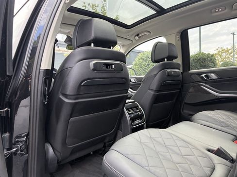 Used 2024 BMW X7 xDrive40i w/ Premium Package AWD/4WD image 42