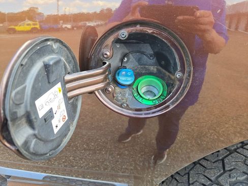 Used 2015 RAM 2500 Big Horn image 9