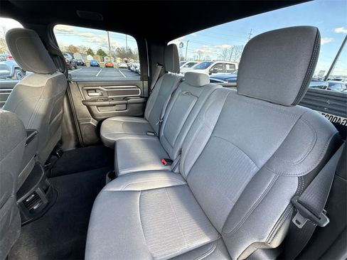 Used 2024 RAM 2500 Big Horn w/ Bed Utility Group image 21