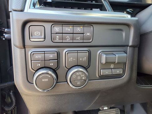 New 2026 Chevrolet Tahoe Premier w/ Sun And Tow Package AWD/4WD image 14