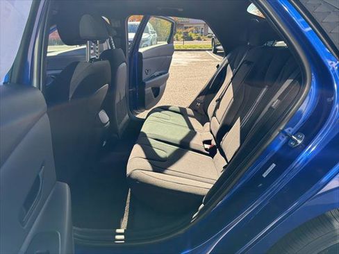 New 2026 Hyundai Elantra SEL Sport image 12