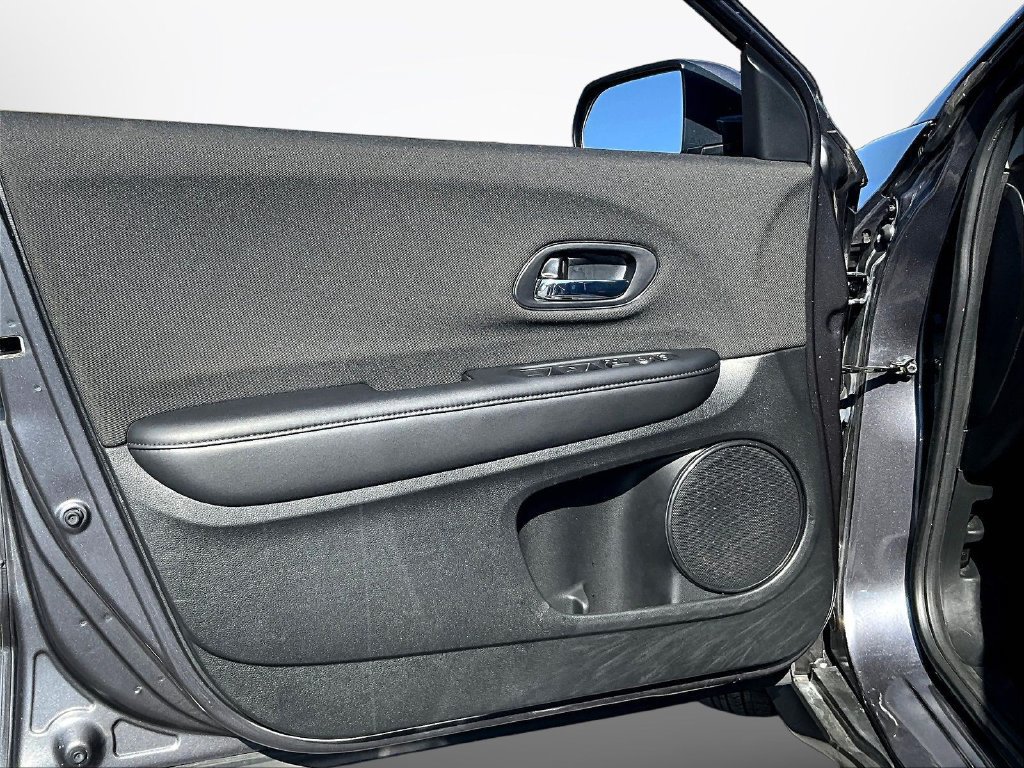 Used 2022 Honda HR-V LX image 21
