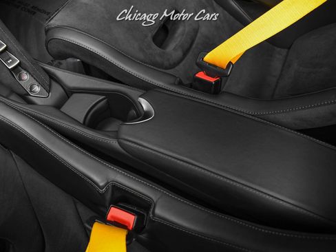 Used 2020 McLaren 720S Performance RWD image 19