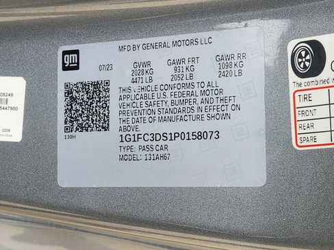 Used 2023 Chevrolet Camaro LT RWD image 38