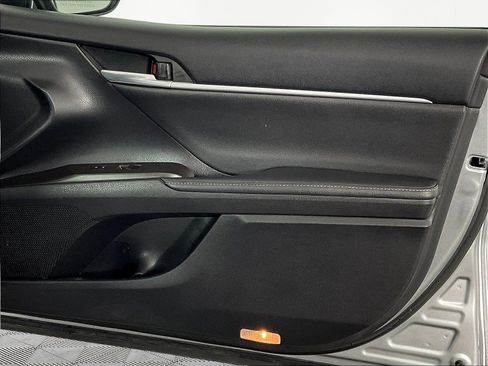 Used 2023 Toyota Camry XSE FWD image 27