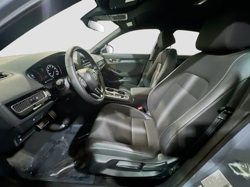 Used 2024 Honda Civic Sport image 14