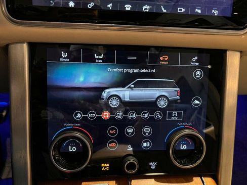 Used 2021 Land Rover Range Rover Autobiography AWD/4WD image 17