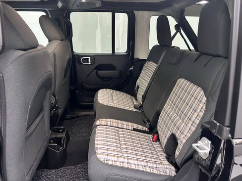 New 2026 Jeep Wrangler Unlimited Sport AWD/4WD image 15