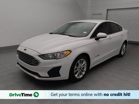 Used 2019 Ford Fusion SE FWD image 1
