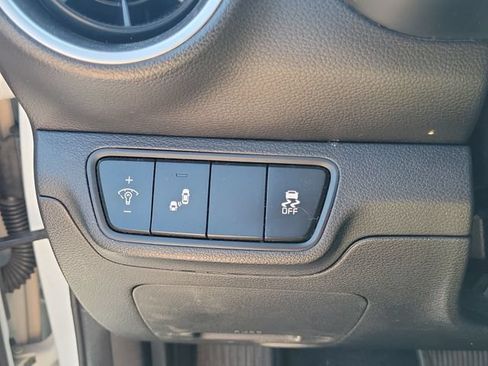 Used 2023 Kia Forte LXS w/ LXS Technology Package FWD image 29