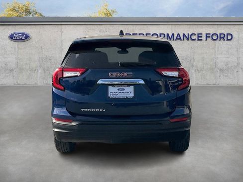 Used 2022 GMC Terrain SLE image 6