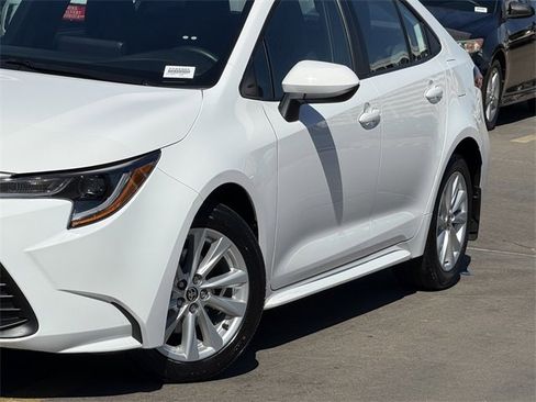 Certified 2025 Toyota Corolla LE w/ LE Premium Package image 3