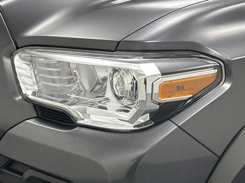 Certified 2023 Toyota Tacoma SR5 AWD/4WD image 20