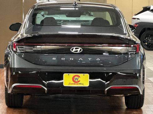 New 2026 Hyundai Sonata SEL FWD image 5