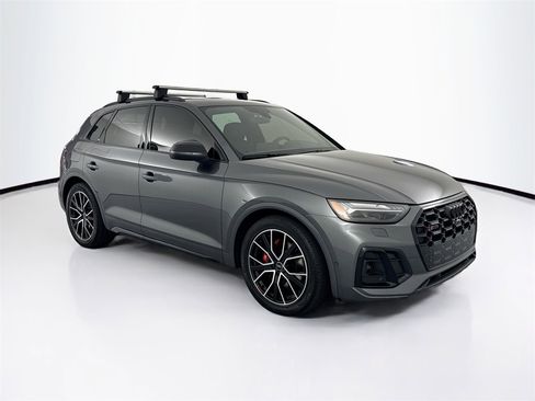 Used 2024 Audi SQ5 Prestige image 3