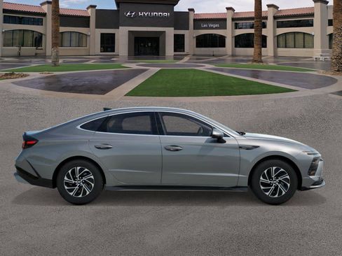 New 2026 Hyundai Sonata Blue image 7